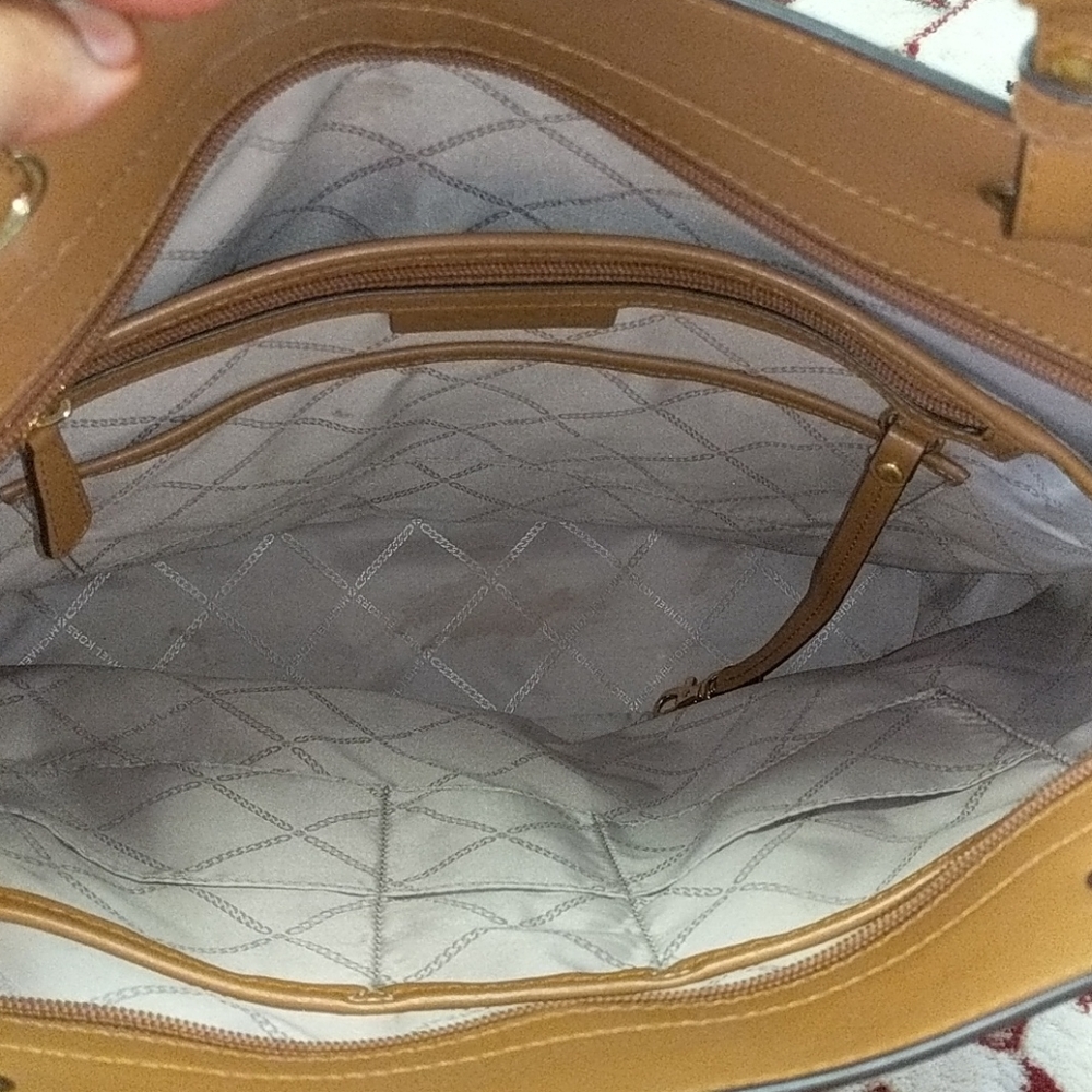 Michael kors large tote - Picture 4 of 13